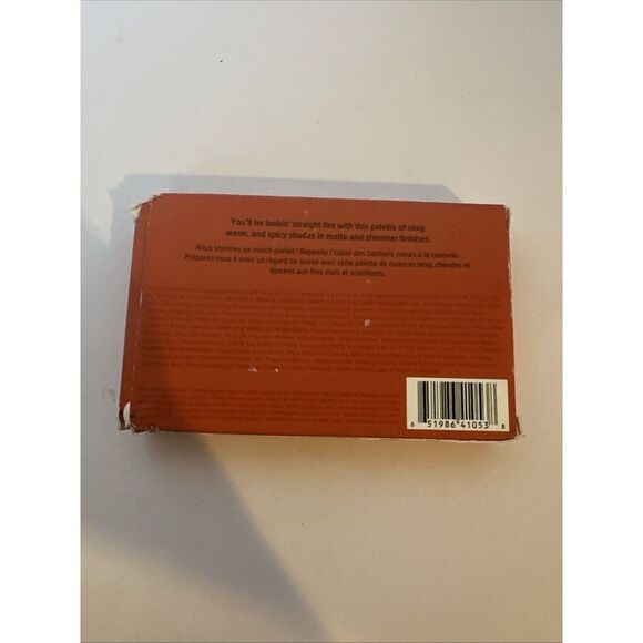 Too Faced LIGHT MY FIRE Eyeshadow Palette - Smells Like Cinnamon Hearts! - Picture 2 of 7